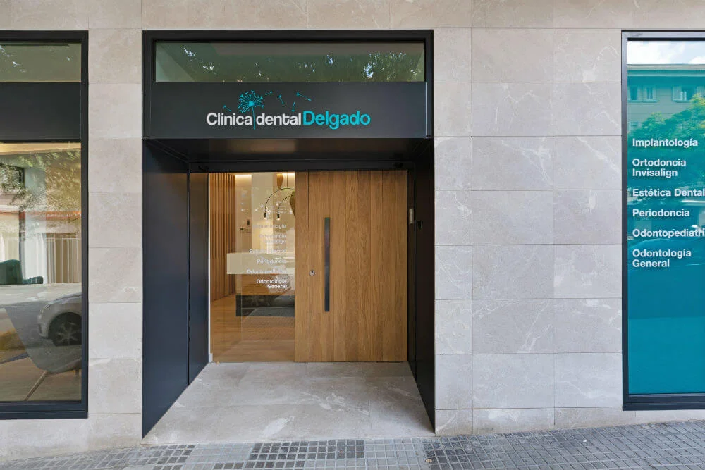 Clínica Dental Delgado - Bild 8
