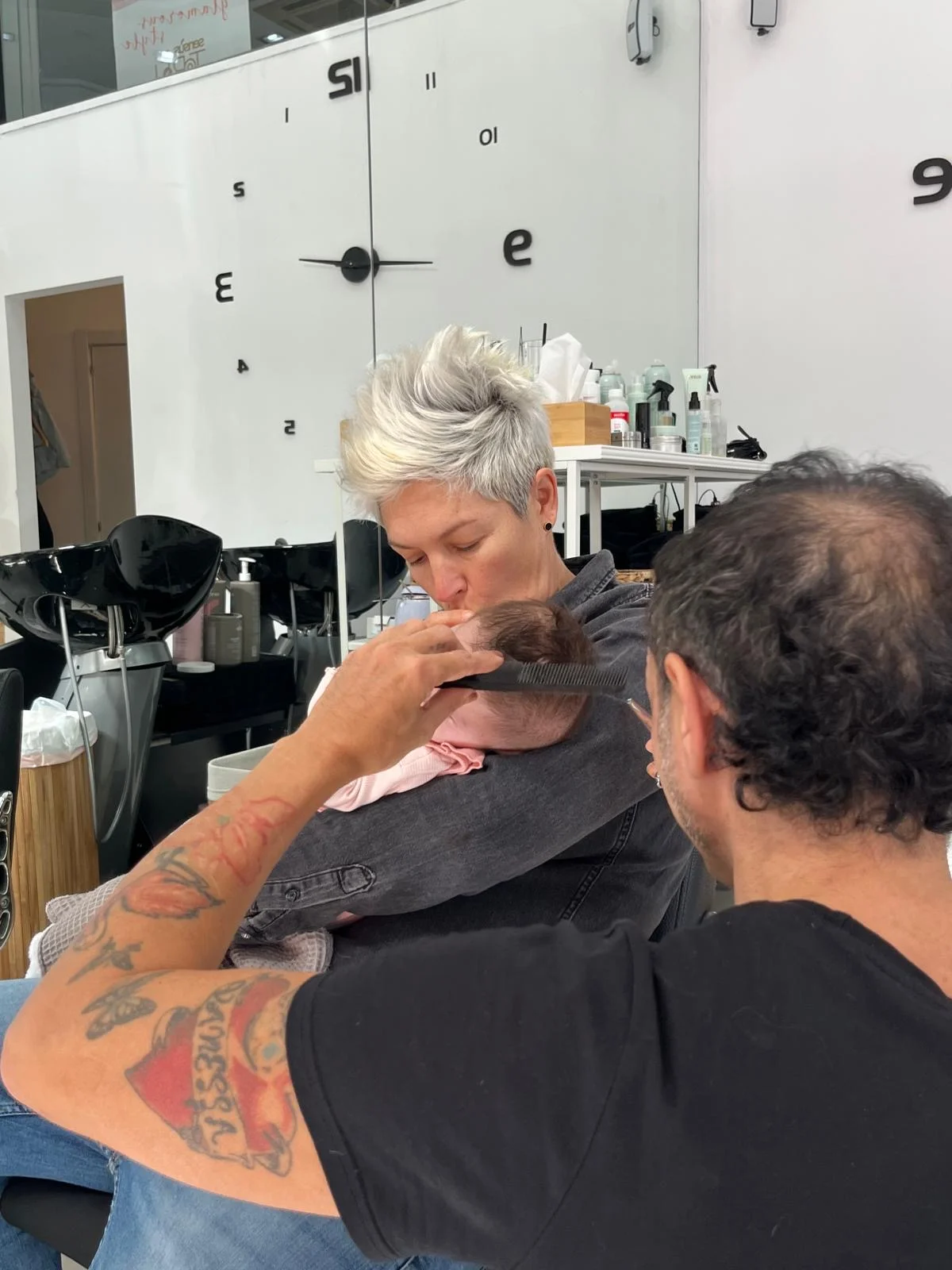 Hair Club By Richi y Alex - Bild 7