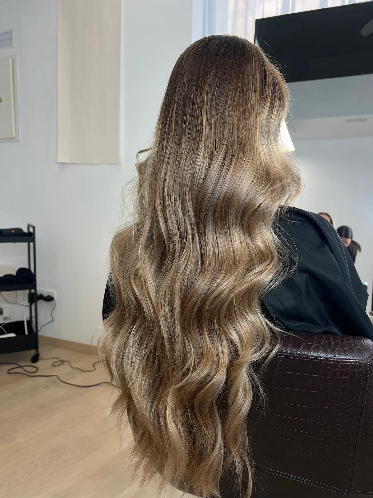 LEA The Hair Loft - Bild 4