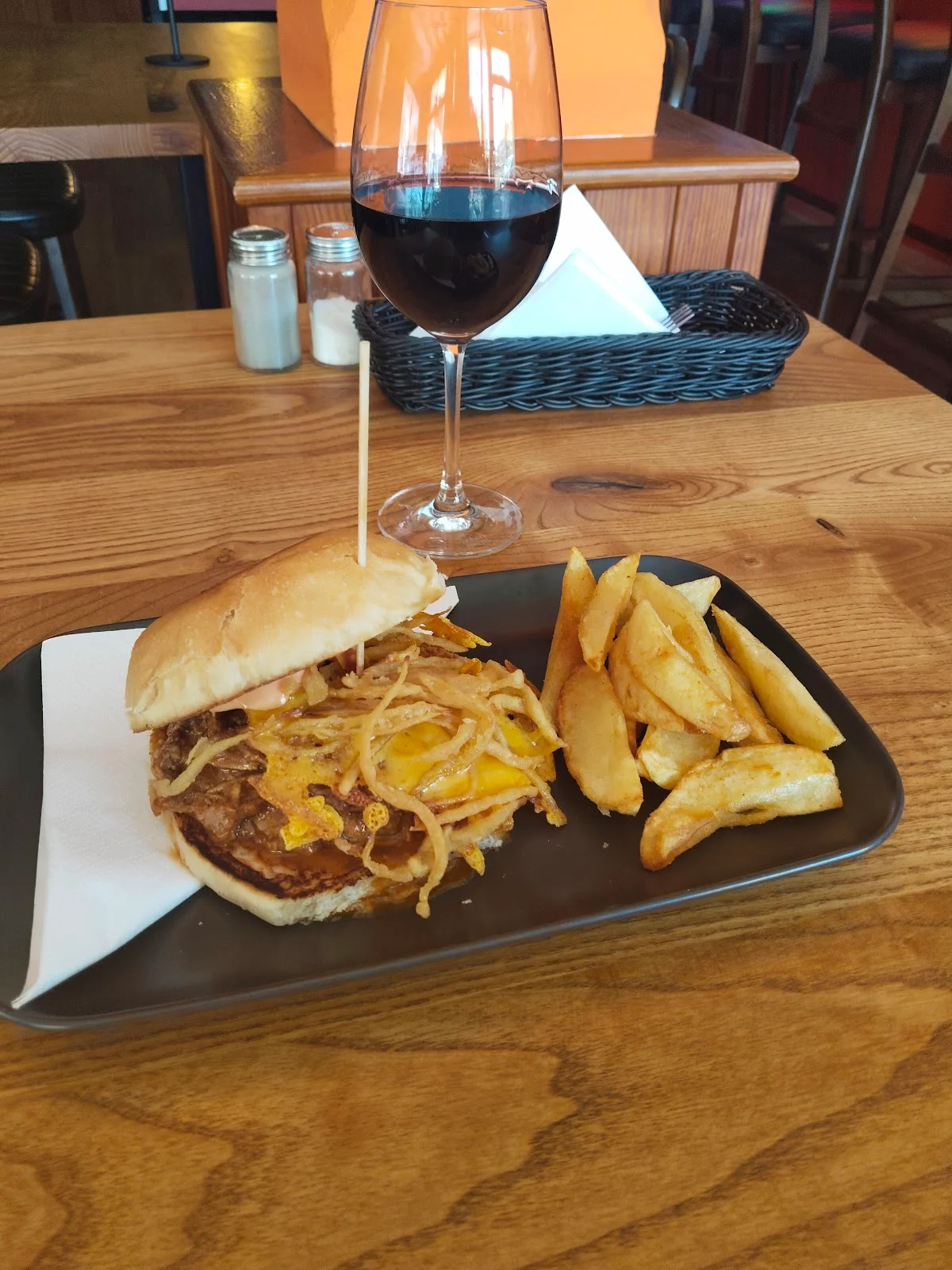 Larry’s Sportsbar en Bar Juva - Bild 7