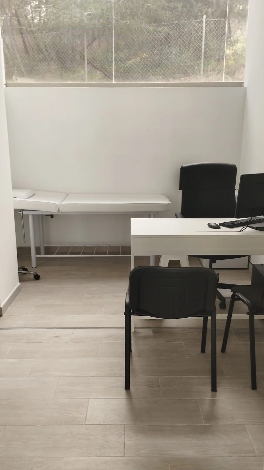 Doctor 24 Hours - Bild 3