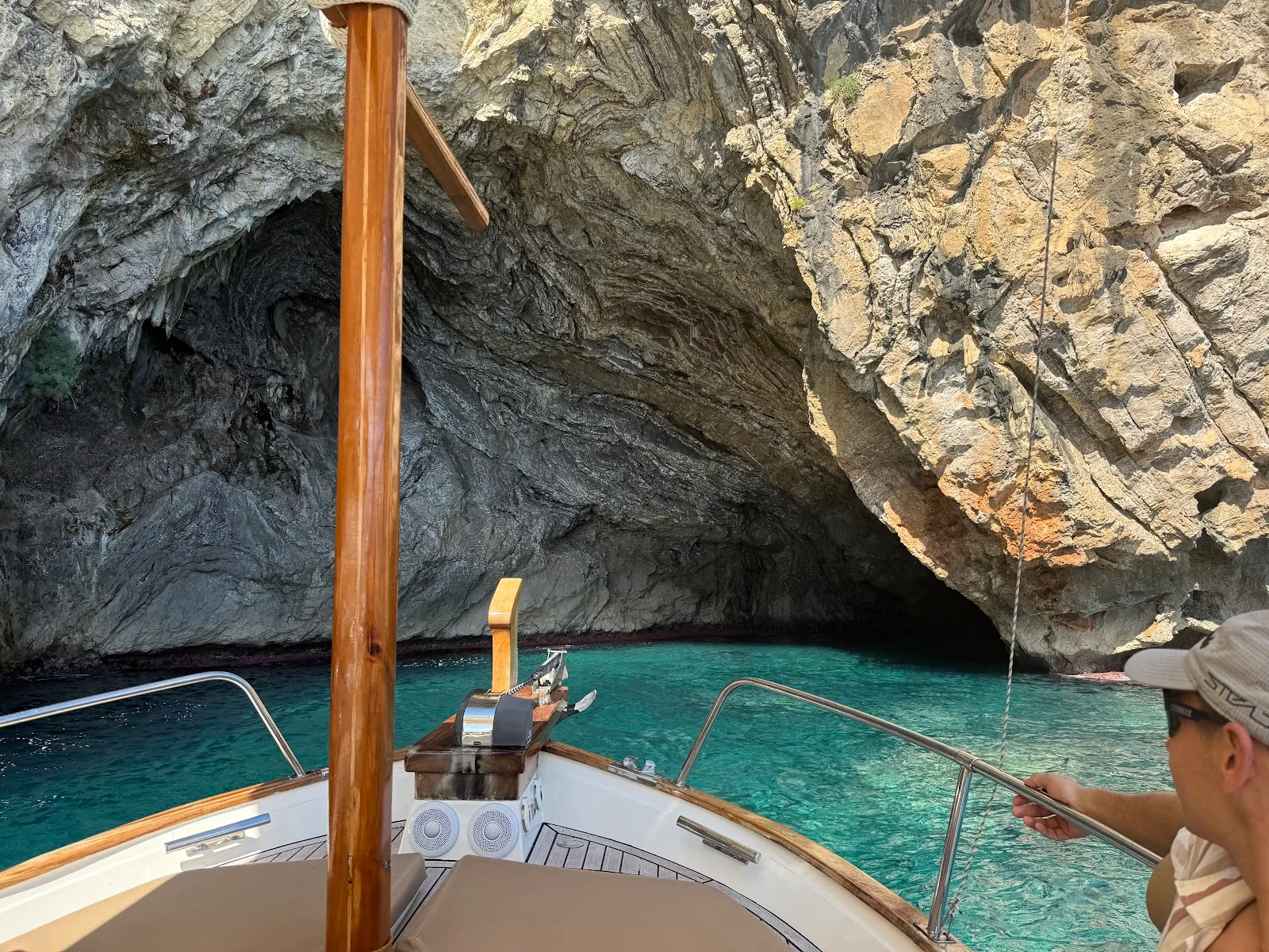 Alejandra's Charter - Bild 2