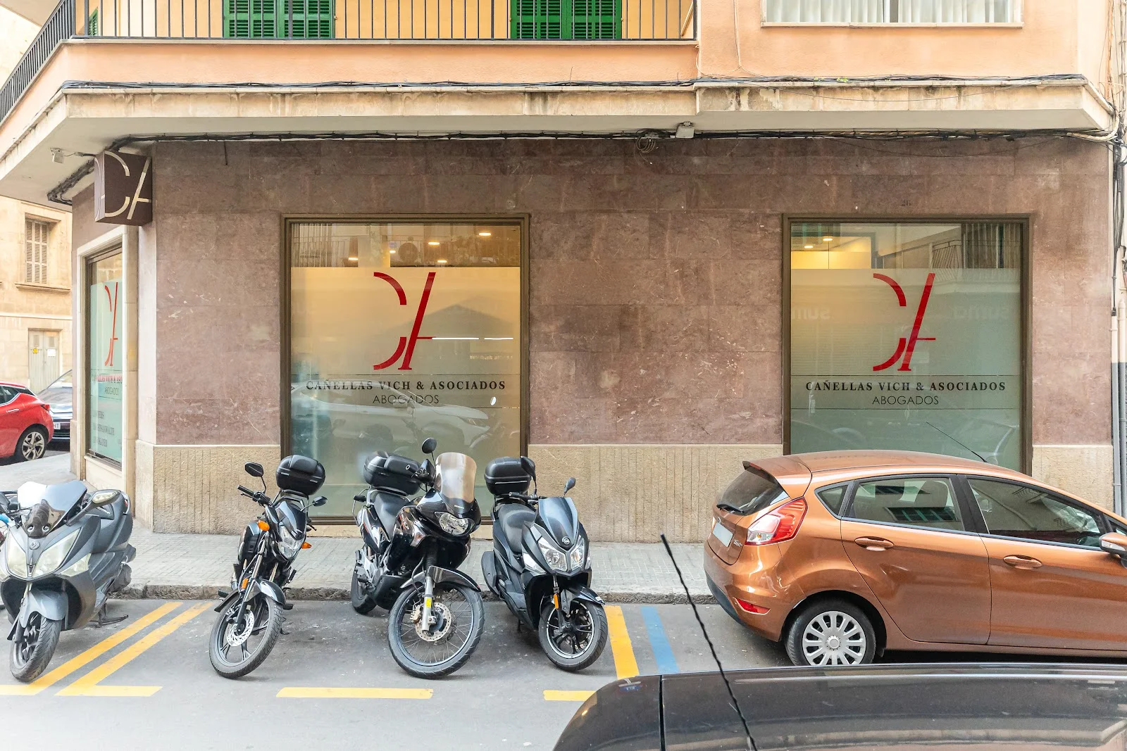 Bufete Cañellas Vich y Asociados - Bild 9