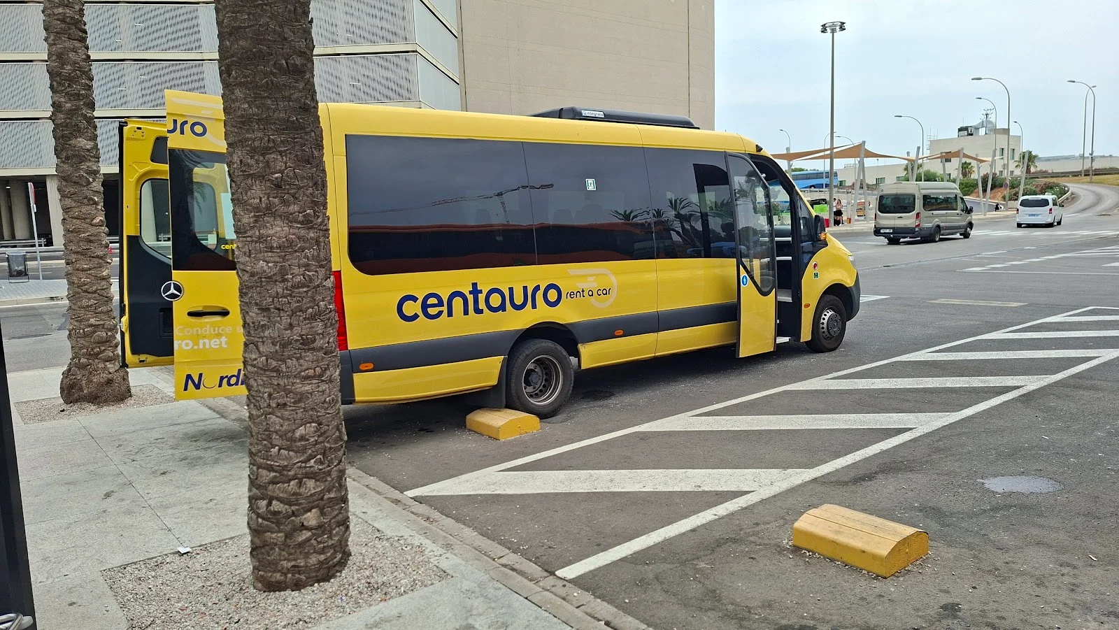 Centauro Rent a Car - Bild 3