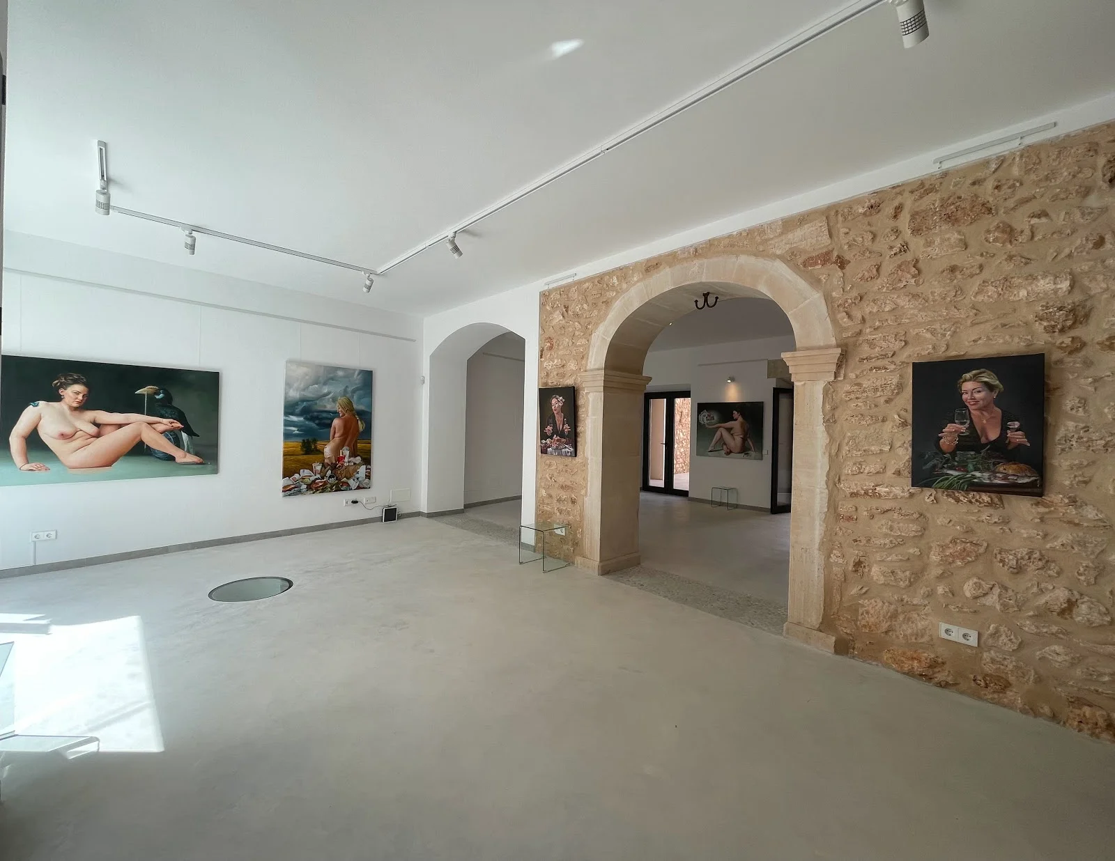 LW Contemporary Art Gallery - Bild 5