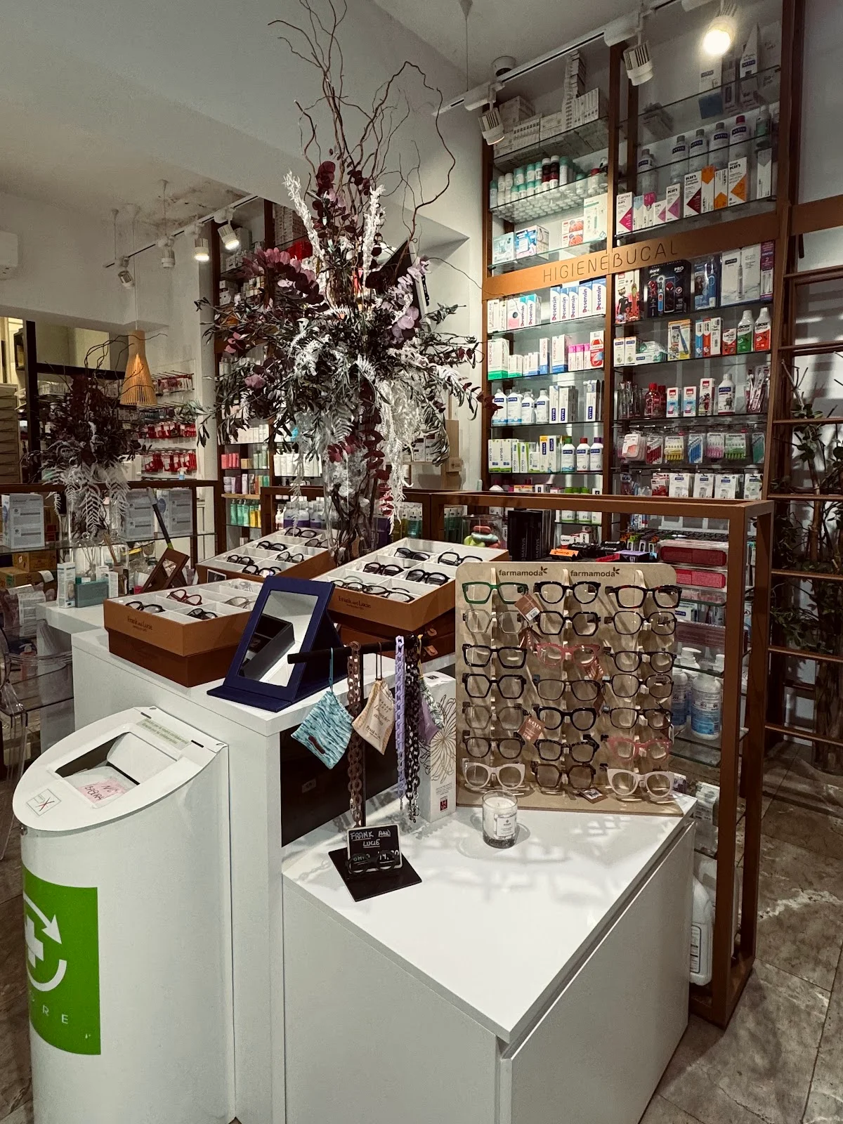 Farmacia Llucía Rado Portell - Bild 4