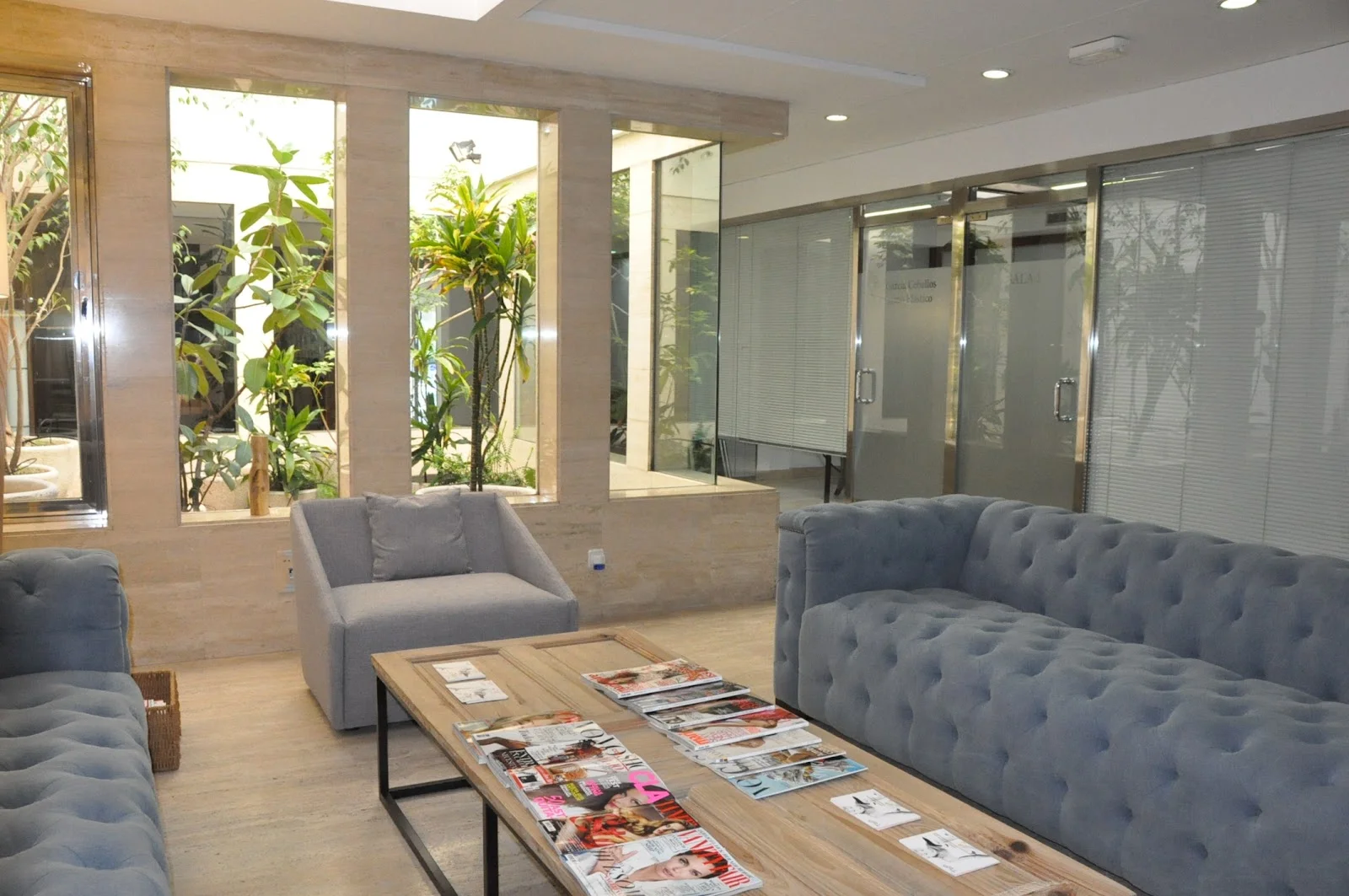 MMG Cirugía plástica y Medicina Estética. Dr García Ceballos - Bild 8