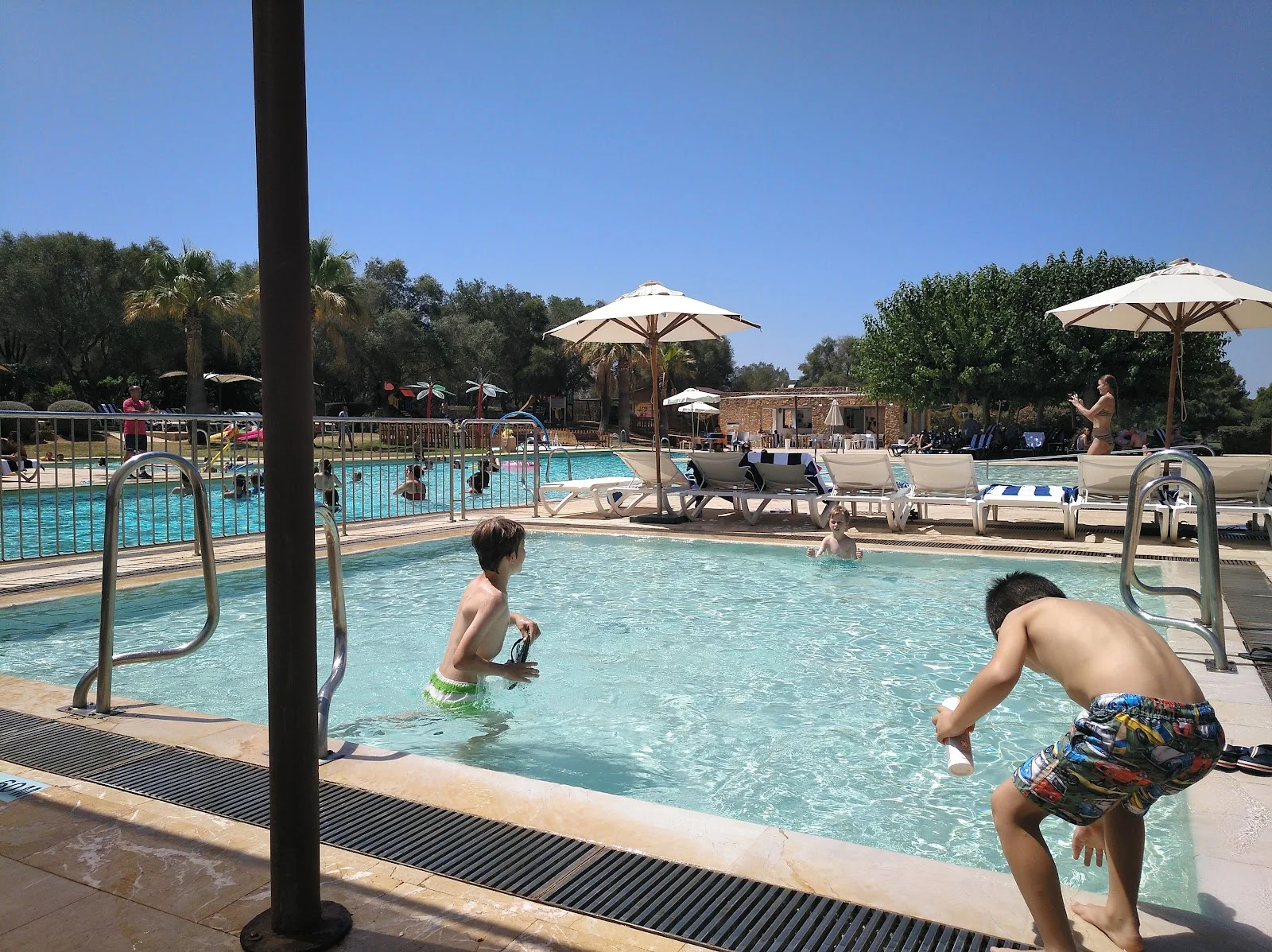 Golf Son Antem - Bild 3