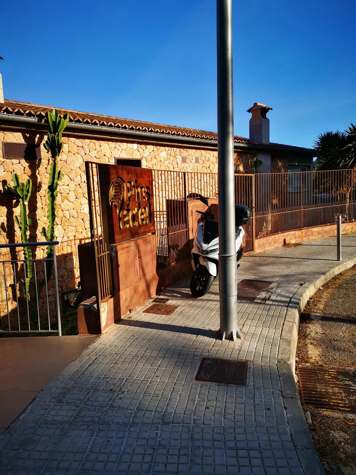 Pins Pádel Club - Bild 2