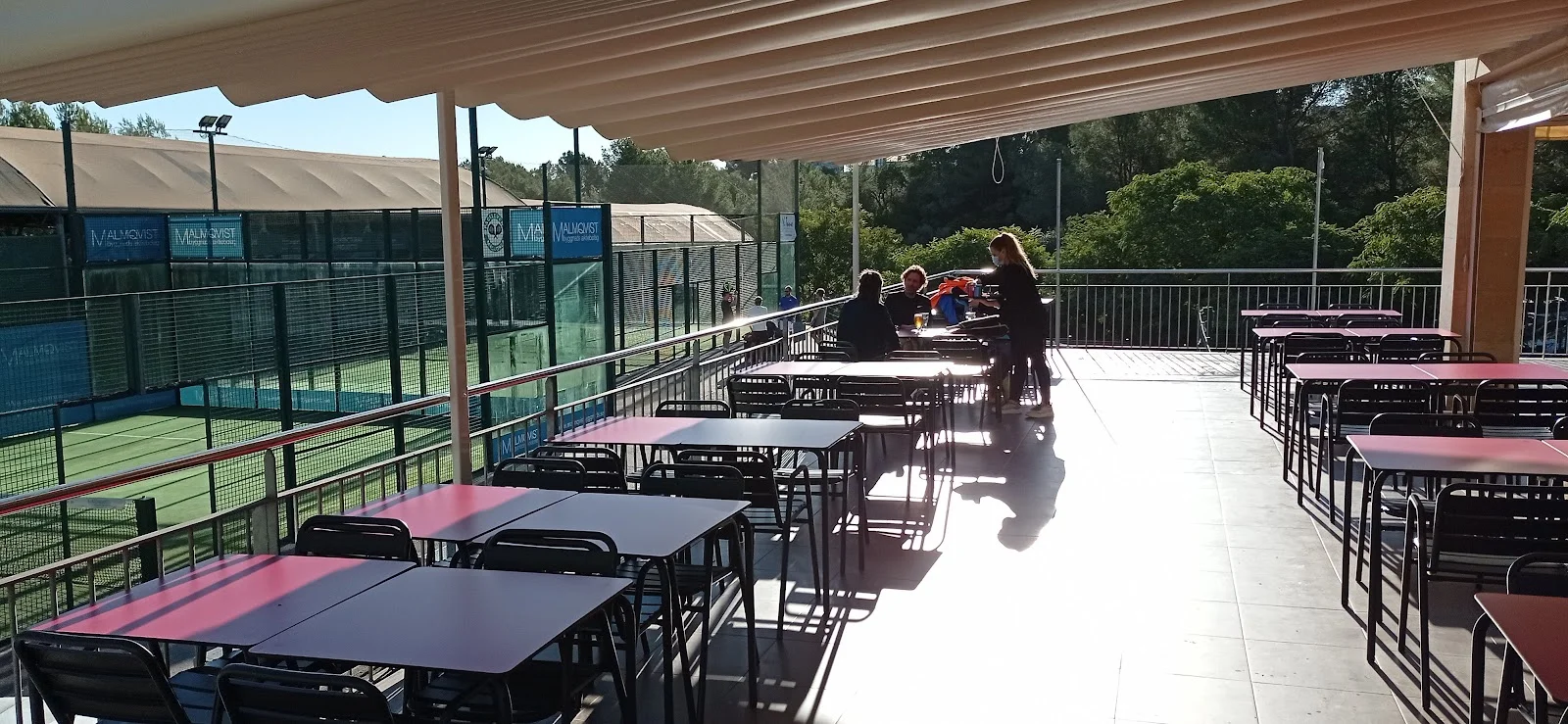 Pins Pádel Club - Bild 6