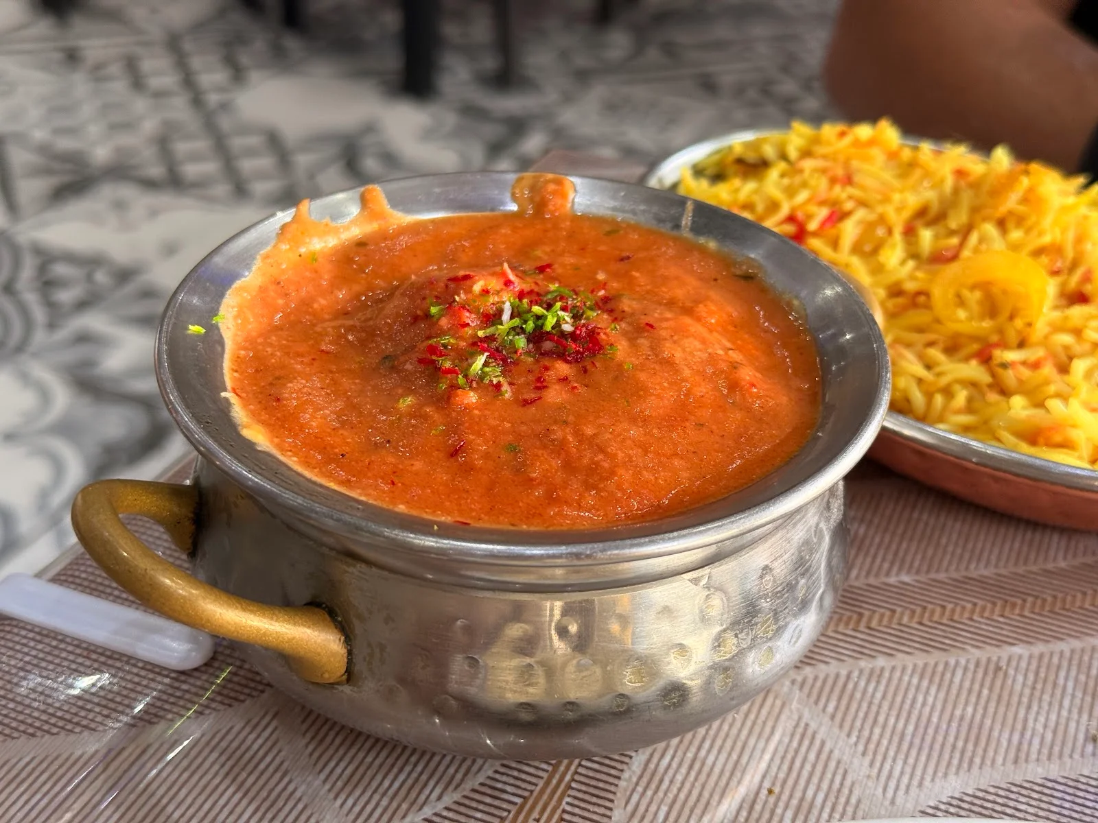 Honey curry house and pizza - Bild 3