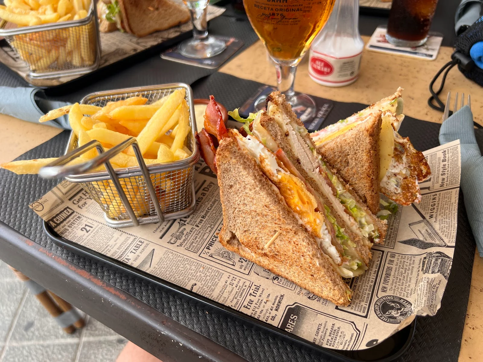 Cafeteria Restaurant Cel Blau - Bild 8