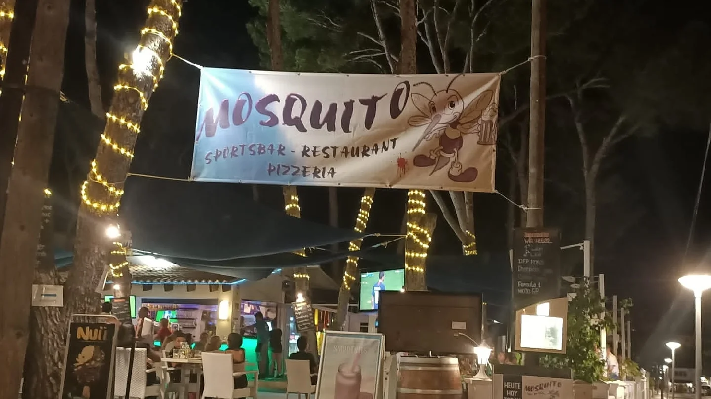 Mosquito Sportbar Cala Ratjada - Bild 1