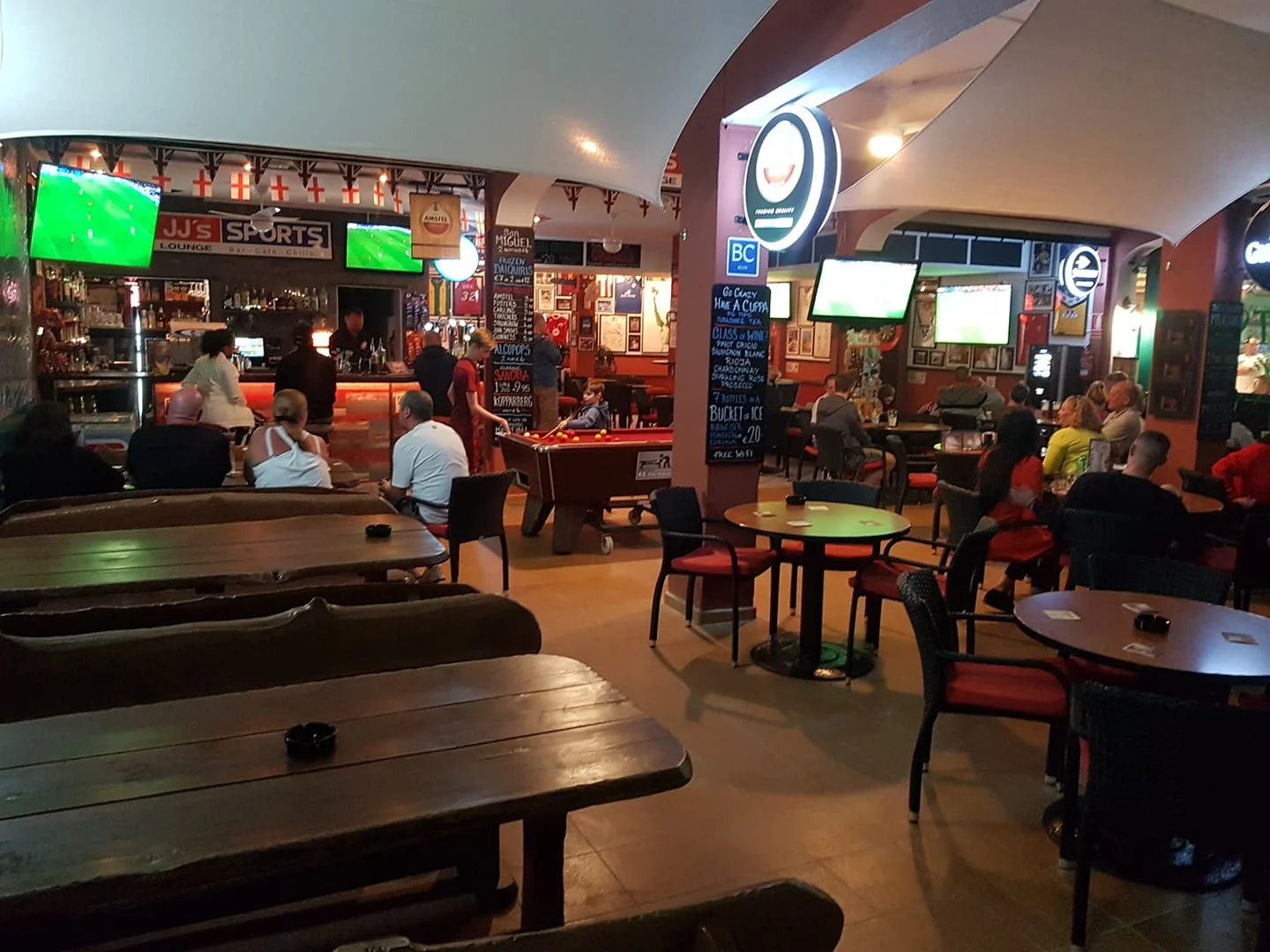 JJ's Sports Lounge - Bild 1