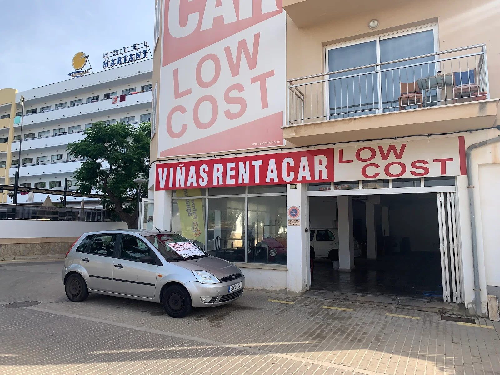 Viñas Rent a Car - Bild 2
