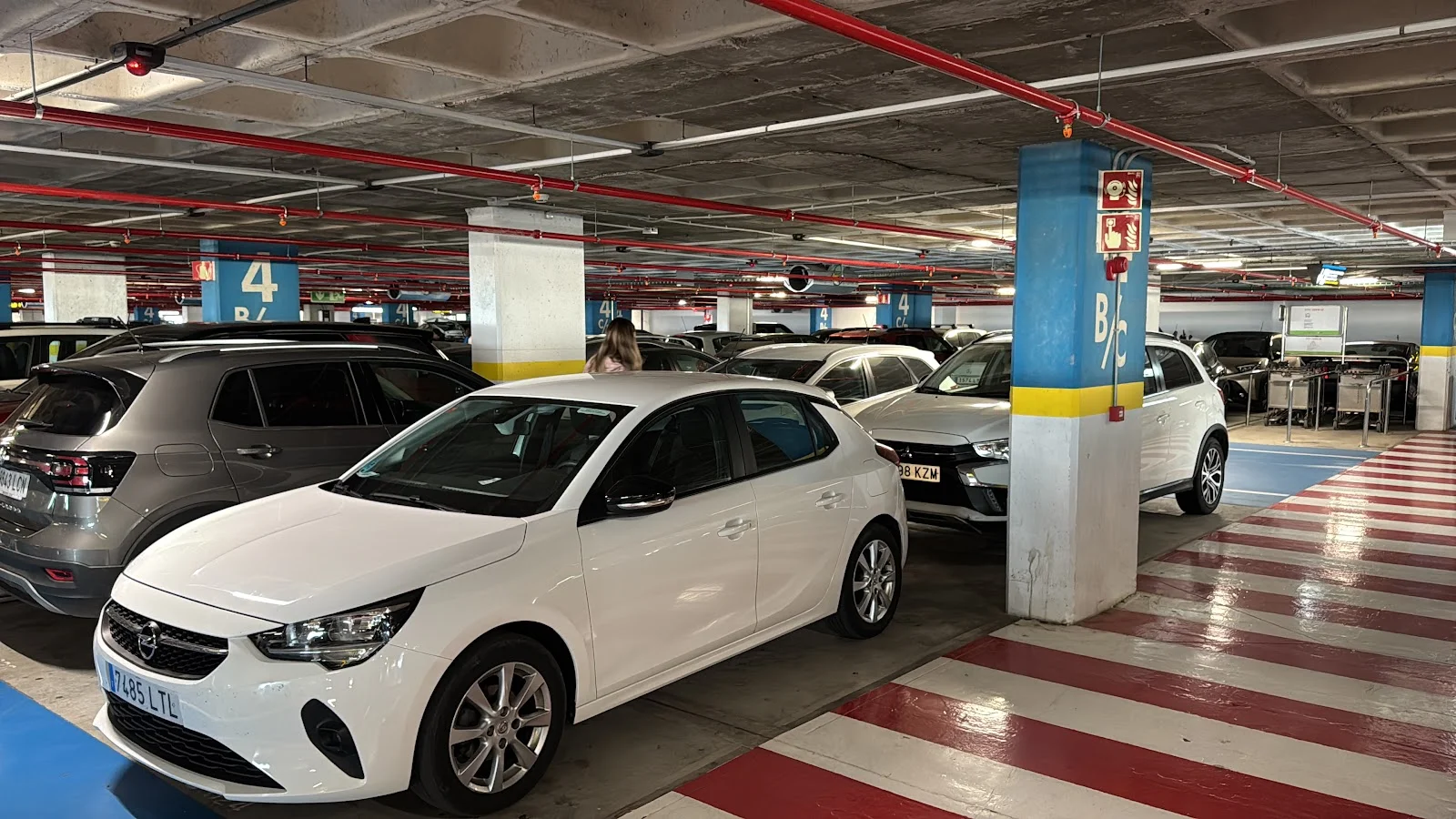 Ansab Rent A Car - Bild 8