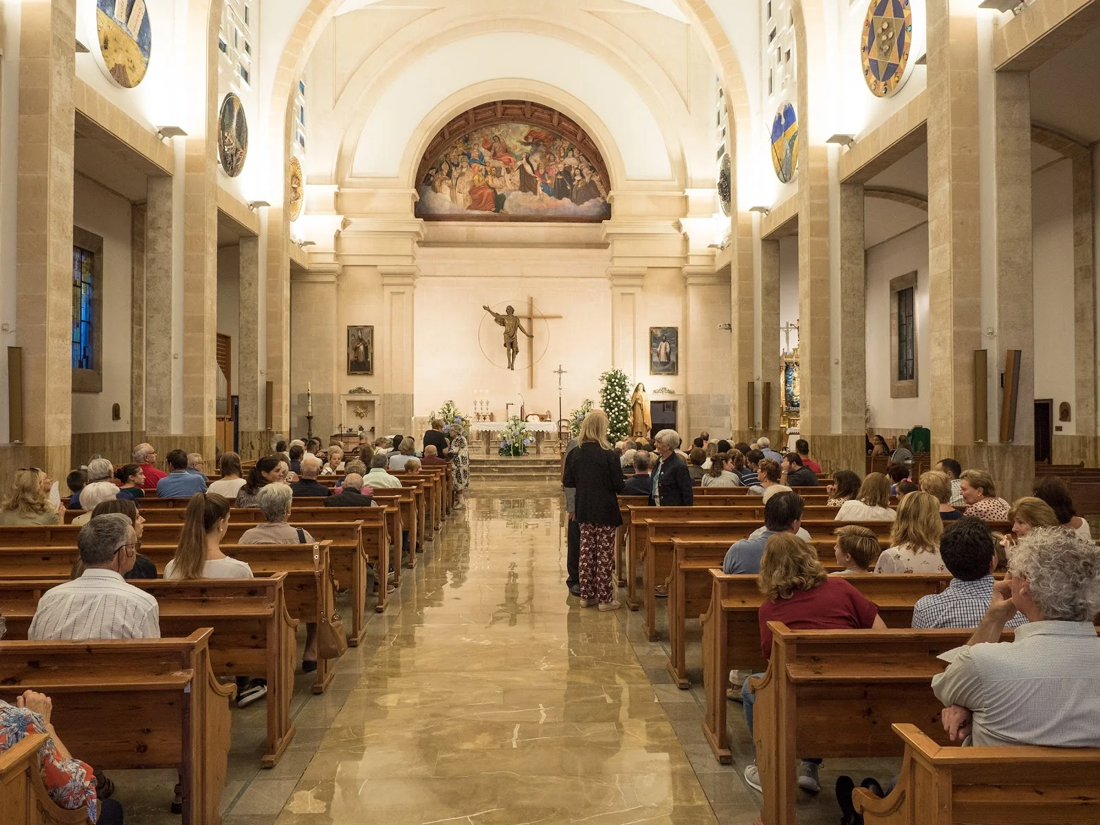 Parròquia Santa Teresa de l'Infant Jesús - Bild 1