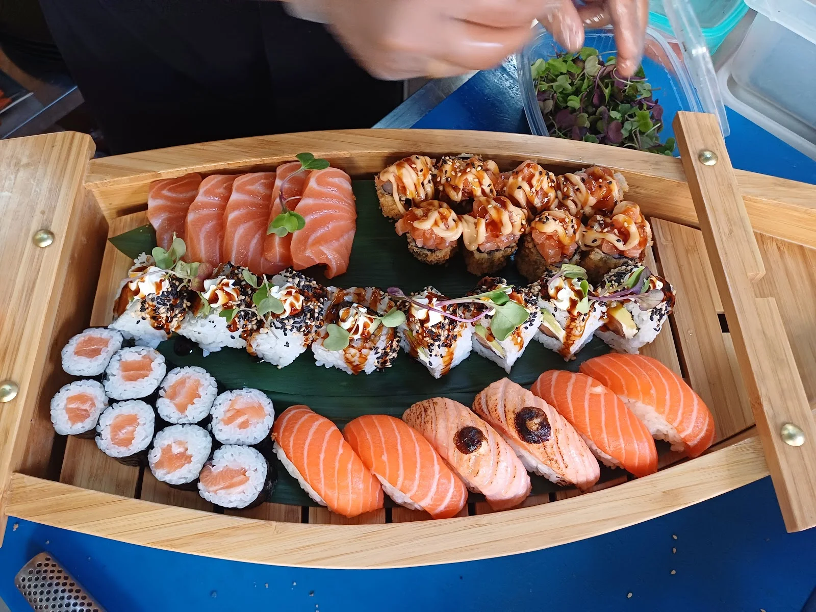 HILLS Thai And Sushi - Bild 3